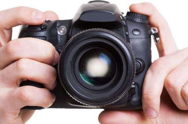 数码相机拍照时为什么要停顿一下 推荐2000元左右的数码相机