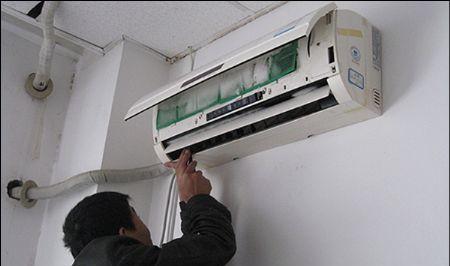 空调室内机漏水是什么原因？ 让你轻松搞定它