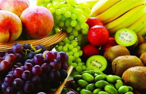 夏季要补充维生素 温性水果要少吃
